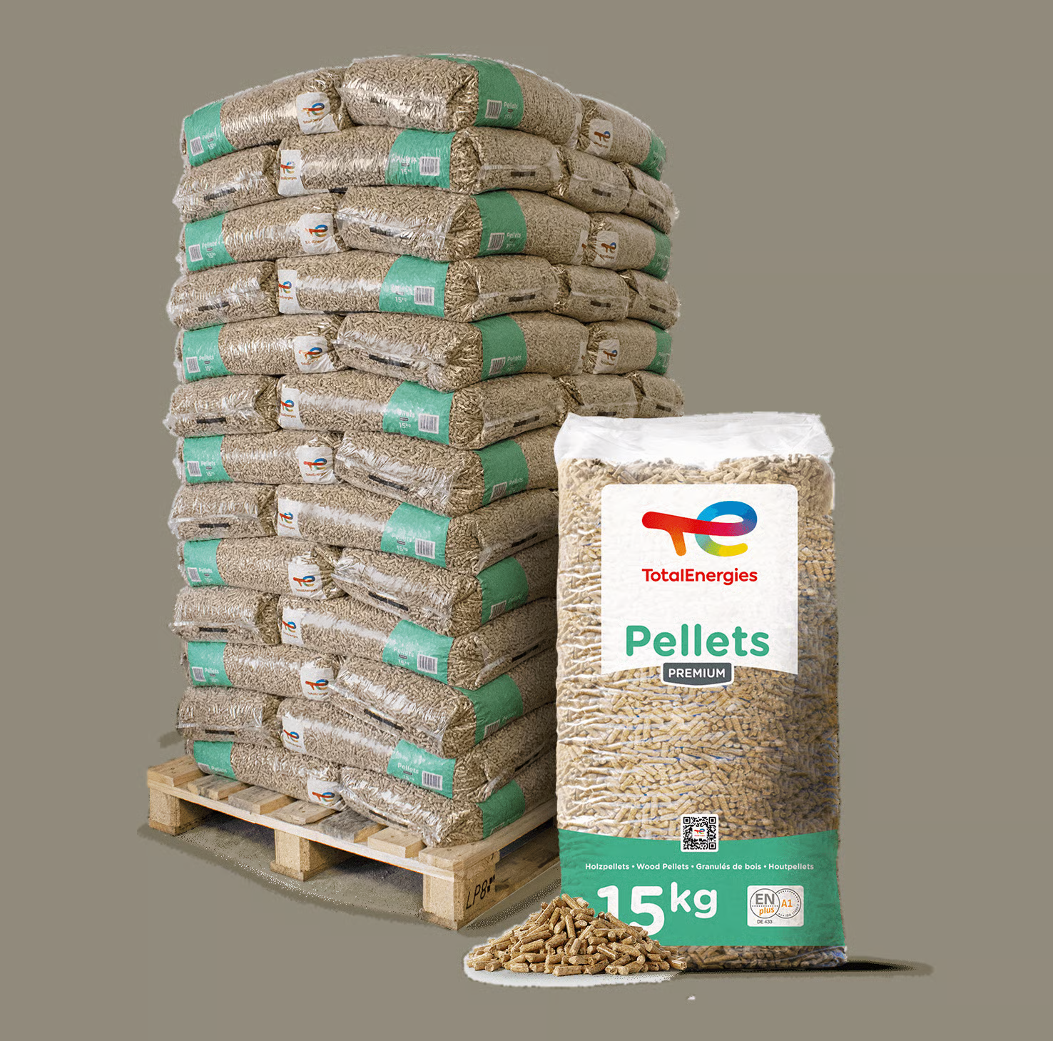 TotalEnergies-Holzpellets-Premium-–-975-kg-65-x-15-kg-Saecke TotalEnergies Holzpellets Premium – 975 kg (65 x 15 kg Säcke) – Bild 1